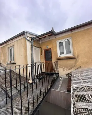 Art House Bastille 2 Bed W Balcony, 11eme Super Trendy Neighbourhood Paris