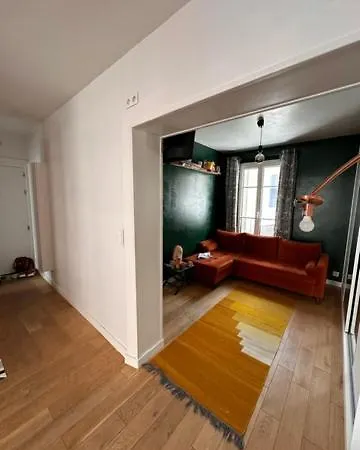 Apartment Art House Bastille 2 Bed W Balcony, 11eme Super Trendy Neighbourhood Paris