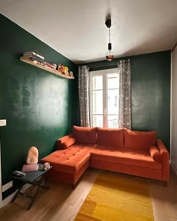 Art House Bastille 2 Bed W Balcony, 11eme Super Trendy Neighbourhood *